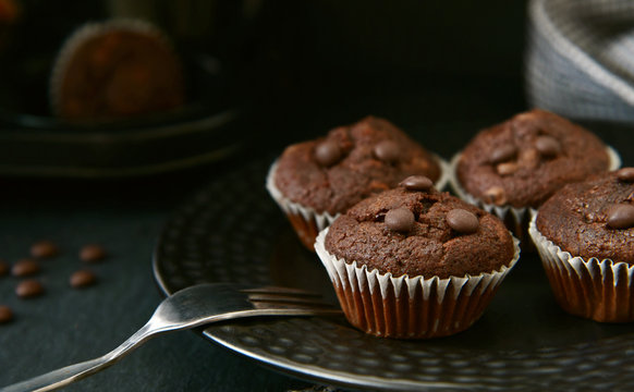 Mini chocolate chip muffins..Easy Basic muffin homemade.