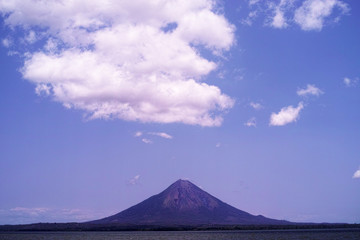 Obraz premium Vulkan auf Ometepe Nicaragua