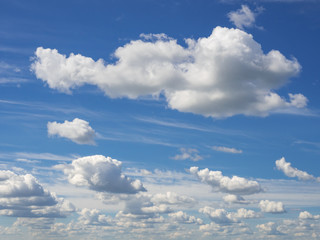 clouds in the blue sky