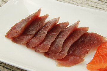 Sashimi thon