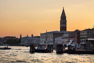 Fototapeta premium ANOCHECER EN VENECIA