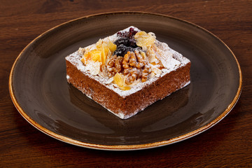 Sponge cake dessert