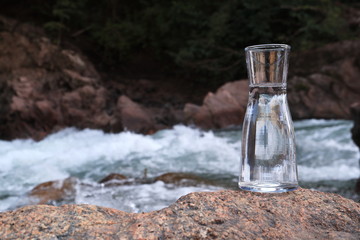 Picture of a glass flask with water.