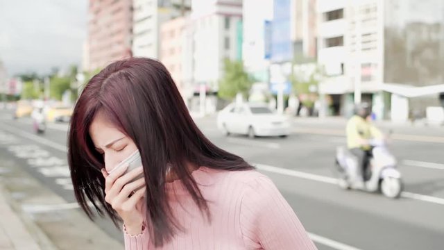 woman feel bad with sick