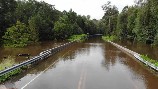 river flooding footage from hurricane Florence in North Carolina