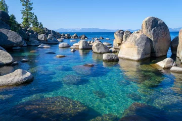 Foto auf Leinwand Crystalline water at Sand Harbor in Lake Tahoe © rmbarricarte