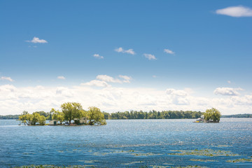 Thousand islands
