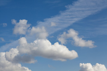 Fototapeta na wymiar Cumulonimbus clouds in blue sky