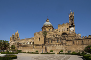 Fototapeta na wymiar Cattedrale di Vergine Assunta (Palermo Cathedral). Palermo, Sicily, Italy. May, 2013.