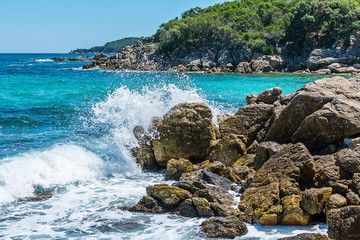 Fototapeta premium Rock and sea waves