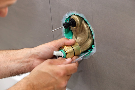 Wasserinstallation 이미지 – 찾아보기 123 스톡 사진, 벡터 및 비디오 | Adobe Stock