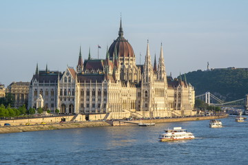 Fototapeta na wymiar Hungarian Parliament at sunset, Budapest, Hungary