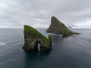 F&auml;r&ouml;er Inseln | Drangarnir