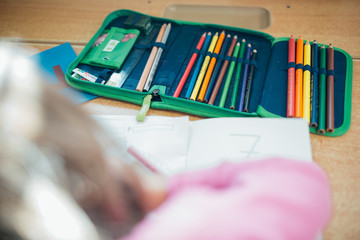 Montessori Schule Unterricht Material Lehrmittel