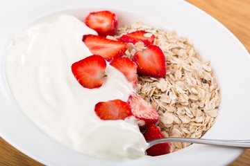 Granola with Strawberries and Yogurt