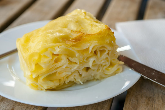 Achma is a Georgian type of khachapuri