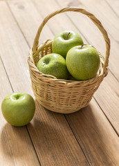 Basket with apples