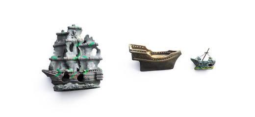 decorative ships for aquarium