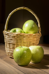Basket with apples
