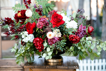 flower arrangement in red colors