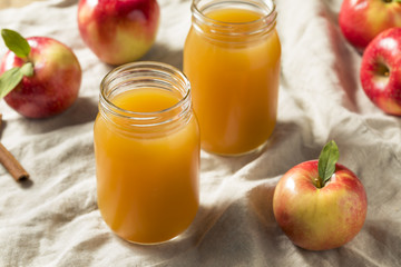 Sweet Cold Apple Cider