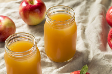 Sweet Cold Apple Cider