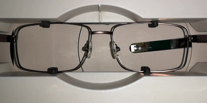 making eyeglasses