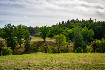 Huset p&aring; landet.