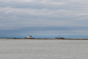 Fototapeta na wymiar Small lighthouse on Lake Erie