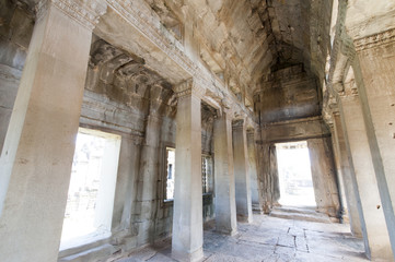  Angkor wat interior