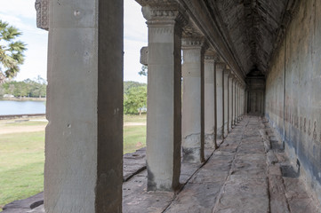 Fototapeta premium Angkor Wat corridor