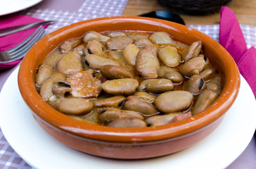tapa of michirones