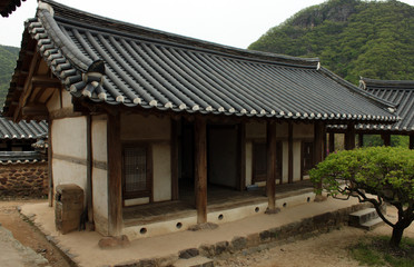 Fototapeta na wymiar Byeongsanseowon Confucian Academy