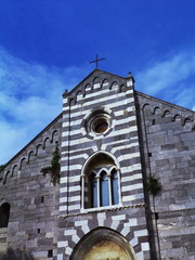 Fototapeta na wymiar San Lorenzo church, Portovenere, Liguria, Italy