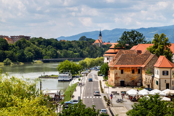 Fototapeta na wymiar Maribor, Slovenia.View of the old town and the embankment. Travel Slovenia.