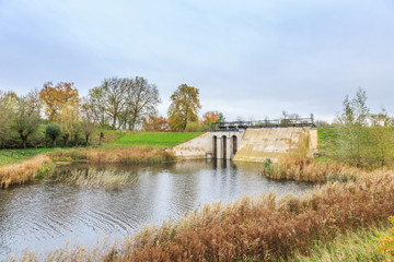 Fototapeta na wymiar Beersluis, Inlet sluice of Fort Everdingen for the flooding of the Nieuwe Hollandse Waterlinie with water from the river Lek