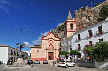 Obraz premium Santa Maria de la Mesa church in Zahara de la Sierra, Spain.