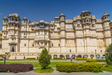 Obraz premium City Palace of Udaipur, a palace complex situated in the city of Udaipur, Rajasthan. India.