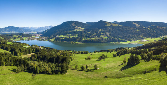 herrliche Natur am Alpsee bei Immenstadt im Allgäu