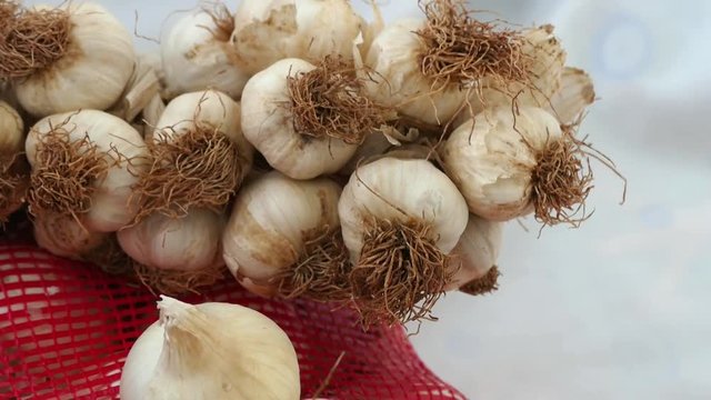 onions and garlic, dried onion and garlic prepared for the winter months,natural garlic and onion in large quantities, in sack.

