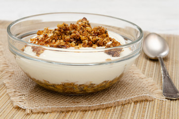 Joghurt mit Haferflocken