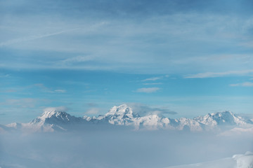 Obraz premium Snowy mountain tops