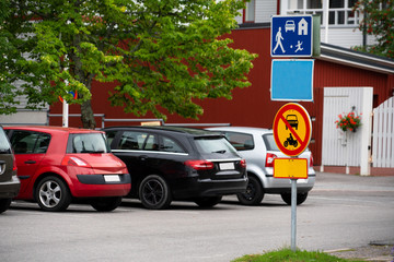 A free parking on a city street