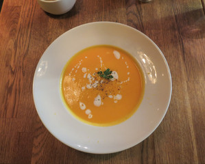 vegan carrot soup