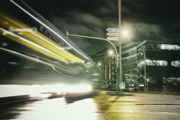 Hamburg Langzeitbelichtung öffentlicher Nahverkehr