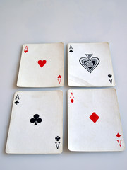  carte da poker, giocare con le carte