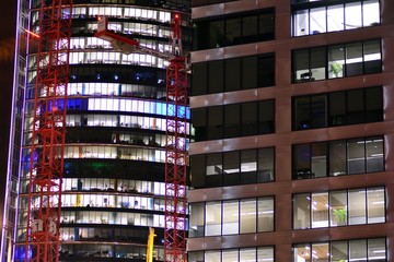 Fototapeta na wymiar Office building at night