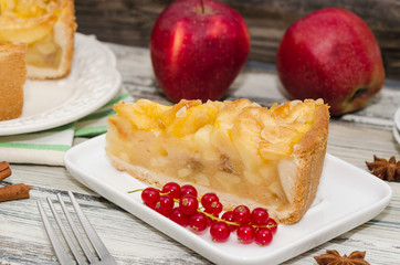 Apple pie. Apple tart  with raisins