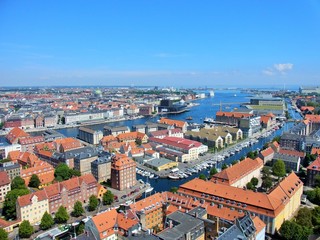 Fototapeta na wymiar the town of Copenhagen