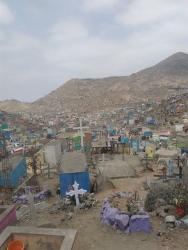 Cementerio Nueva Esperanza. Segundo mas grande del mundo.